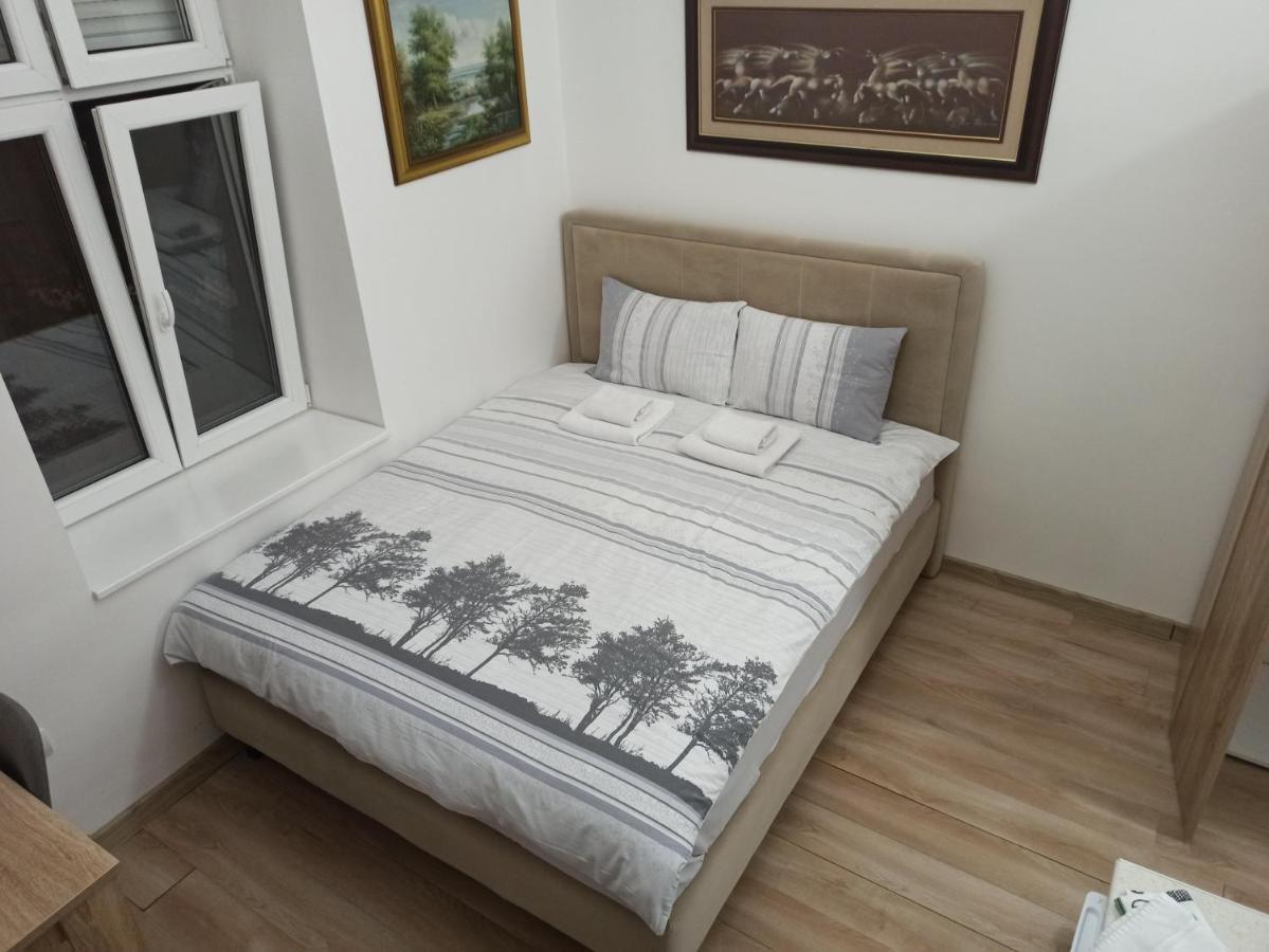 Apartament Apartman Silvana Belgrad Zewnętrze zdjęcie